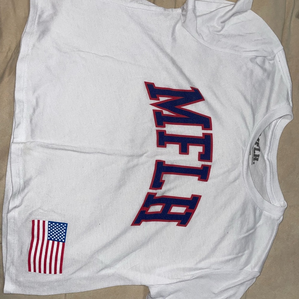 Move fast lift heavy crop top